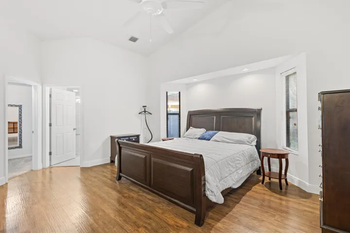 Main bedroom