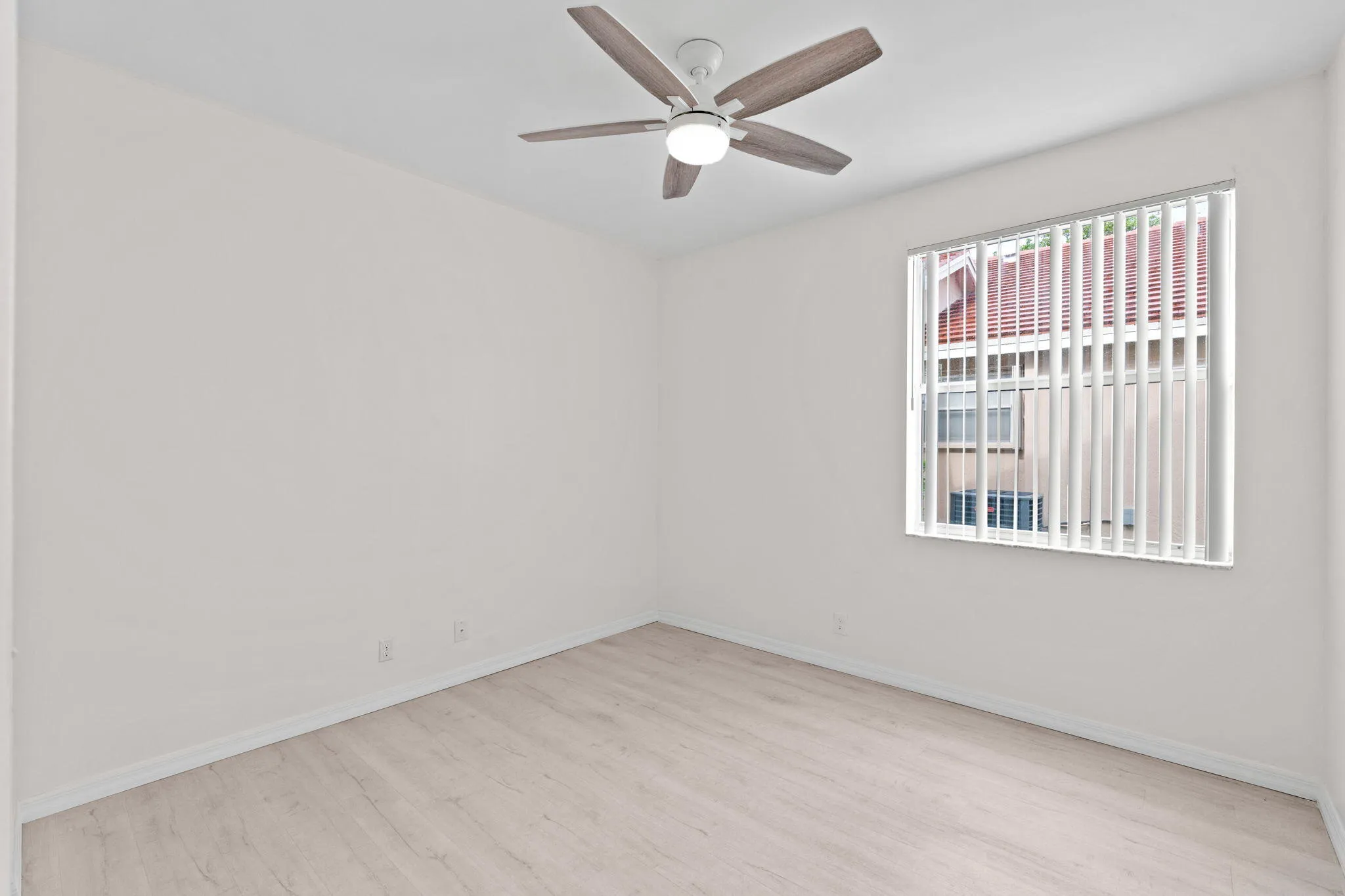 45-web-or-mls-A7408286