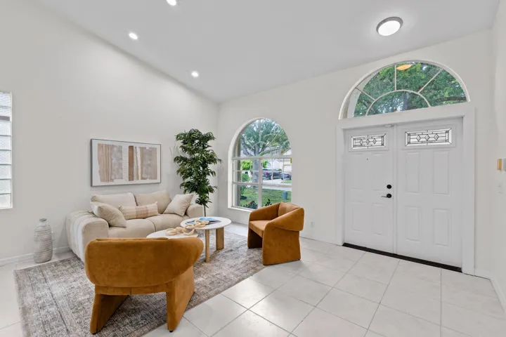 5-web-or-mls-A7406330