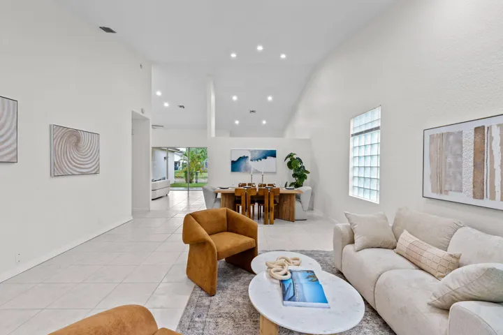 8-web-or-mls-A7406315