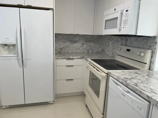 Kitchen - Appliances.