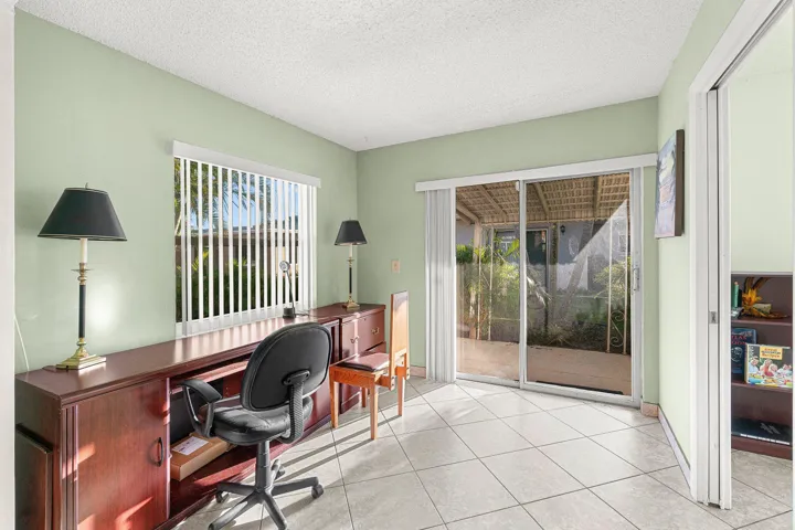 020-13297ViaVulcanus-B-DelrayBeach-FL-3