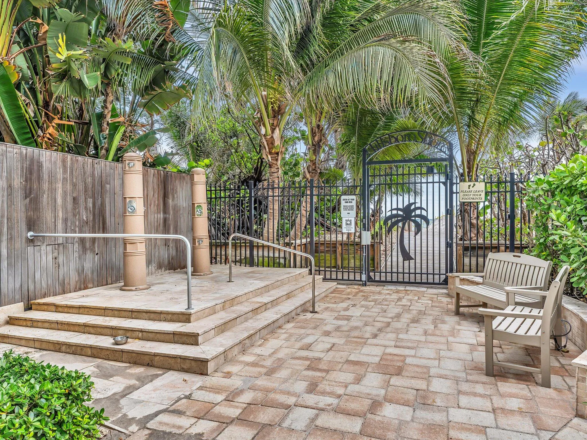 North gate access with showers