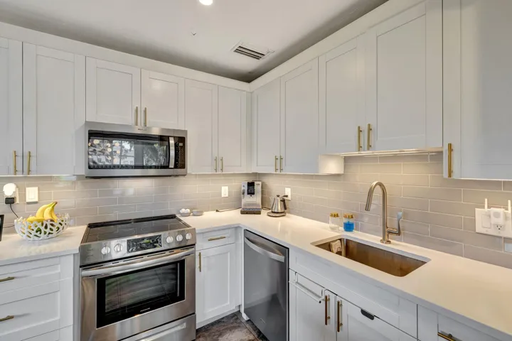 KITCHEN 6