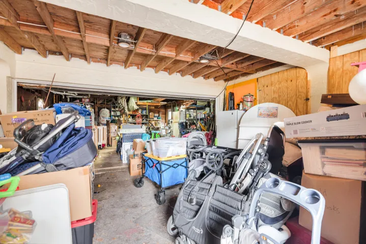 Car Port/Garage