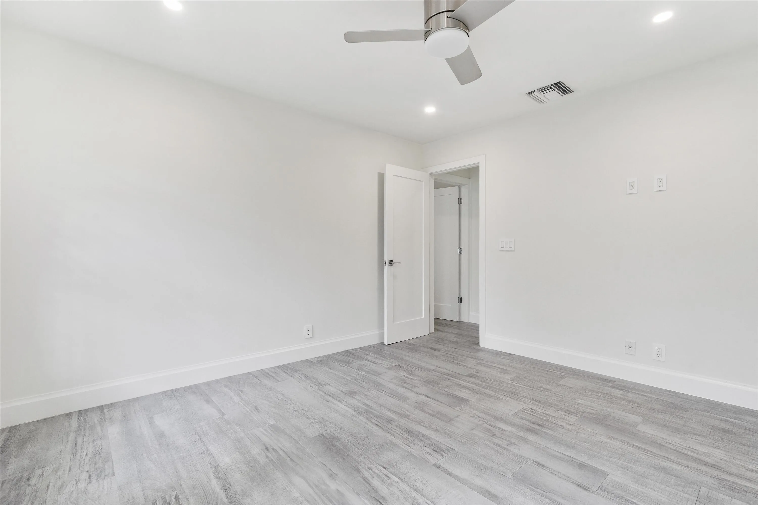 36-2069 SW 7th Ct Boca Raton, FL-221