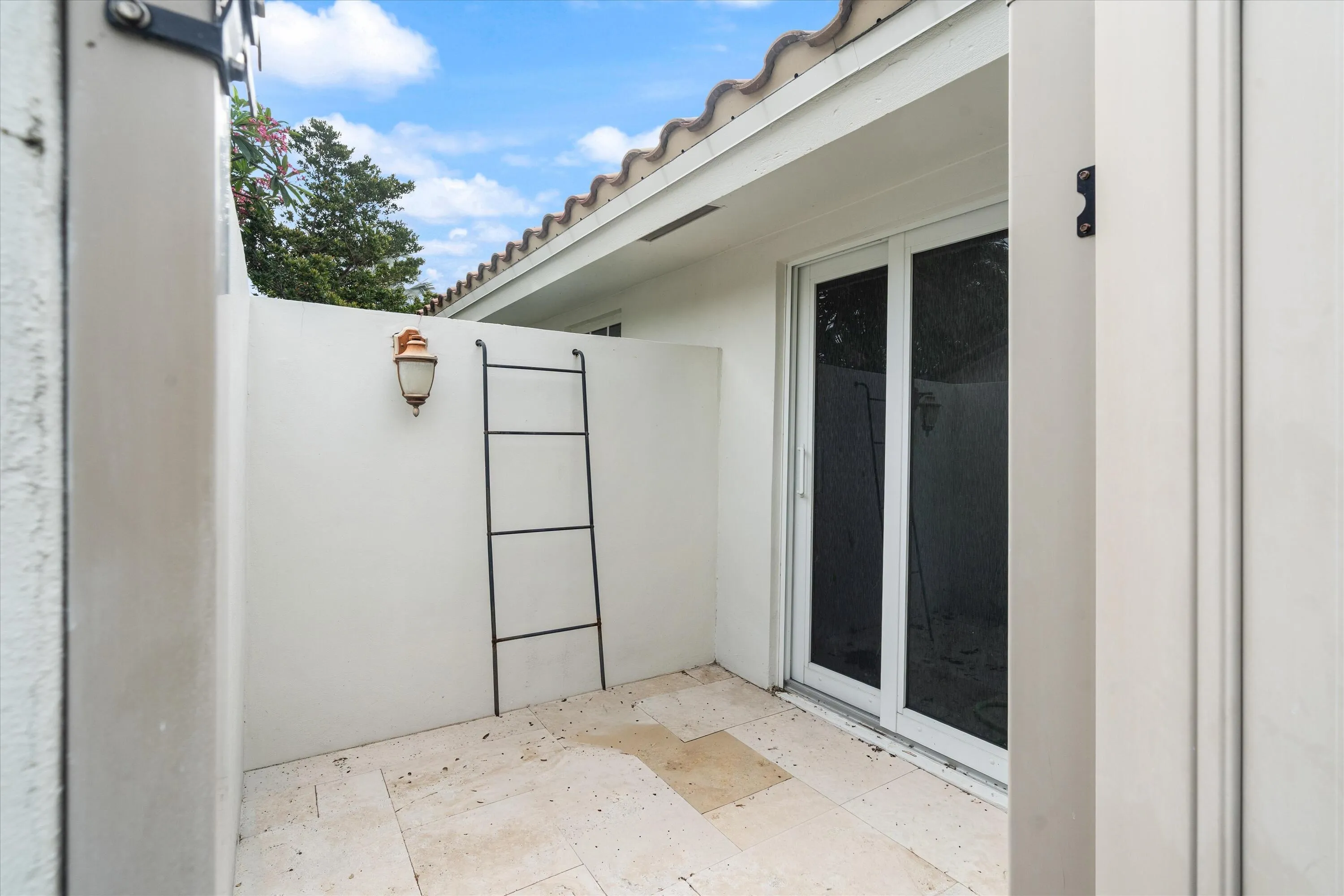35-2069 SW 7th Ct Boca Raton, FL-220