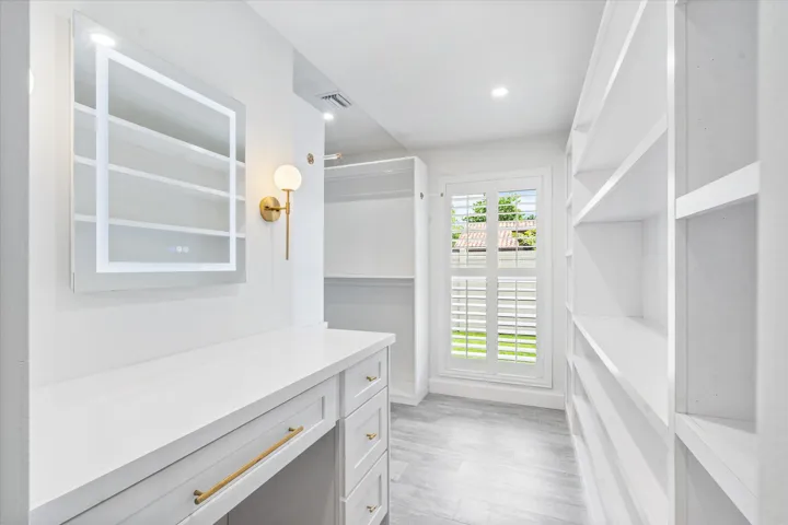 27-2069 SW 7th Ct Boca Raton, FL-228