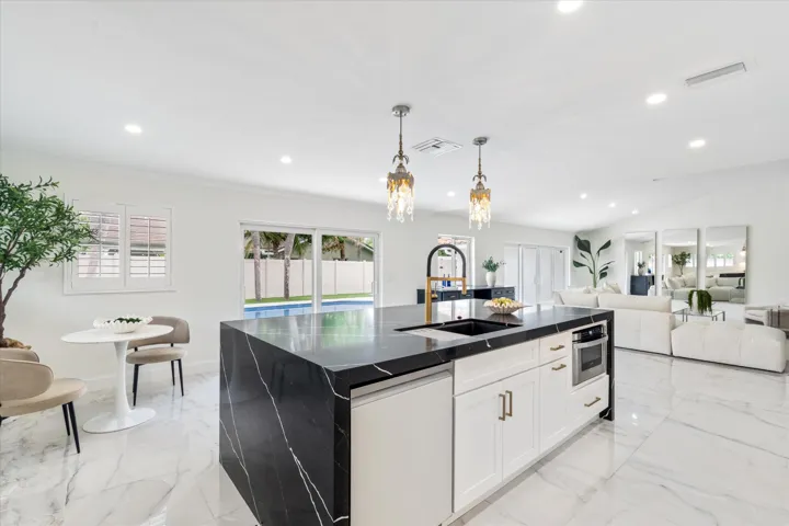 12-2069 SW 7th Ct Boca Raton, FL-201