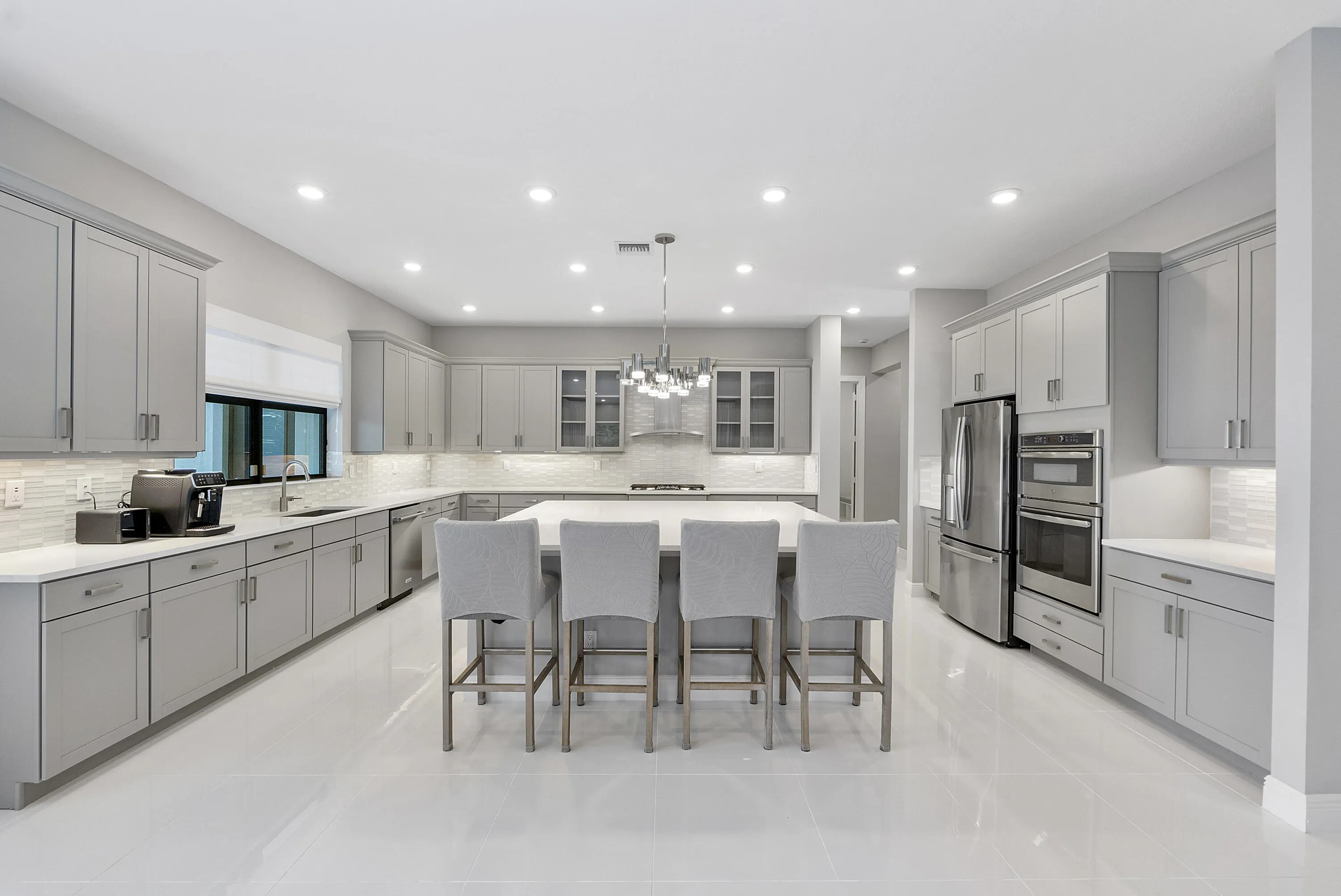 8685 Parkland Bay Dr_032