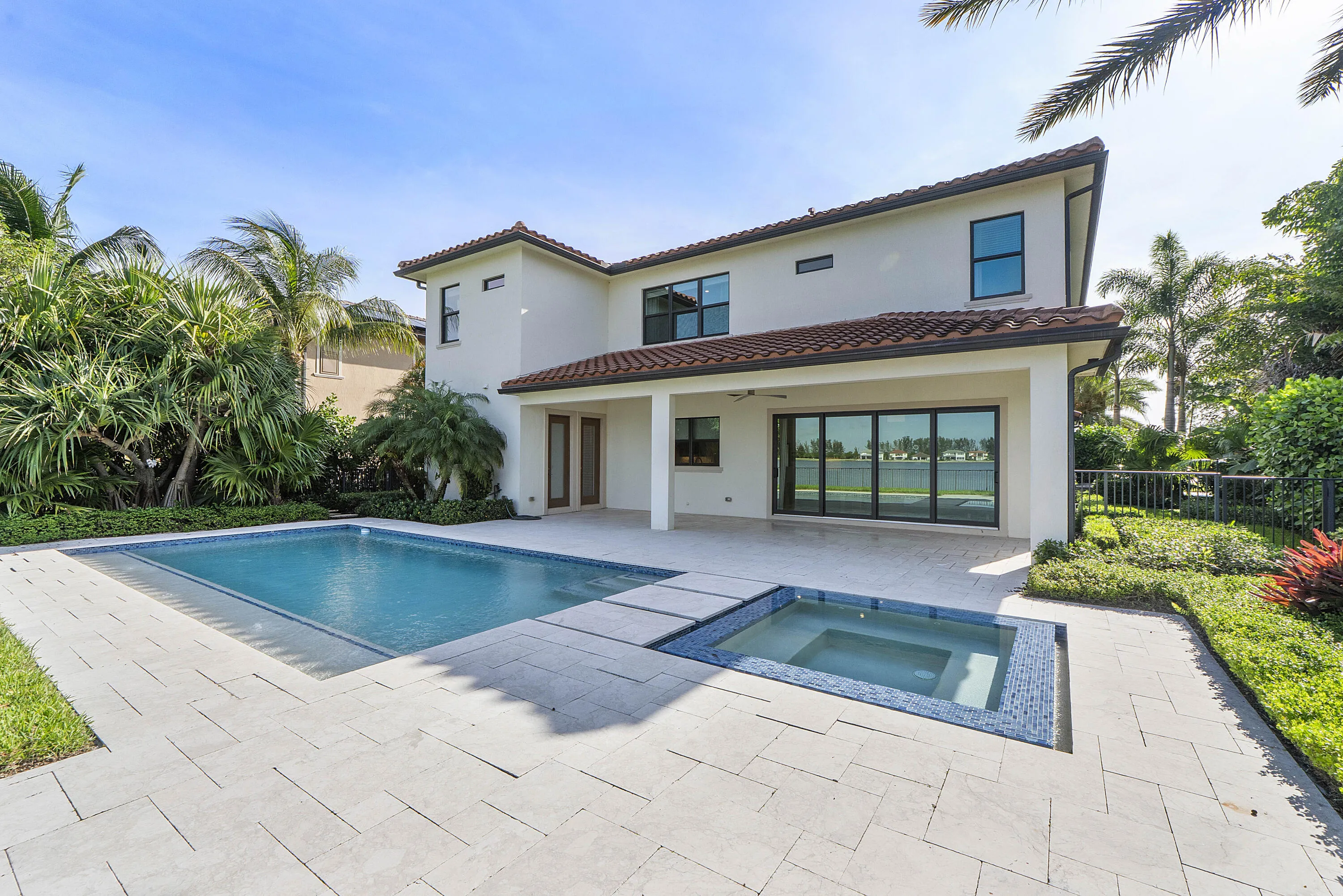 8685 Parkland Bay Dr_072