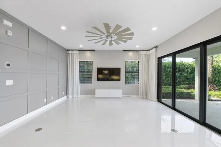 8685 Parkland Bay Dr_030