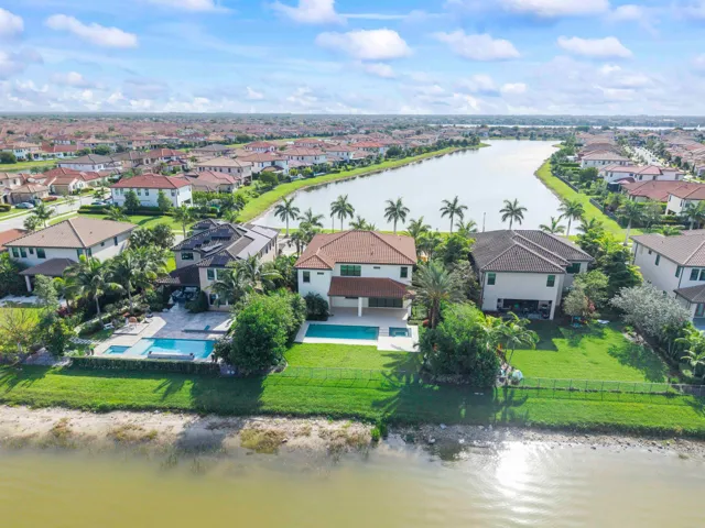 8685 Parkland Bay Dr_012