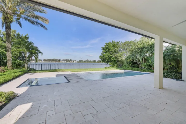 8685 Parkland Bay Dr_069