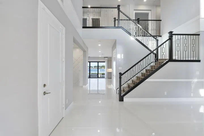 8685 Parkland Bay Dr_019