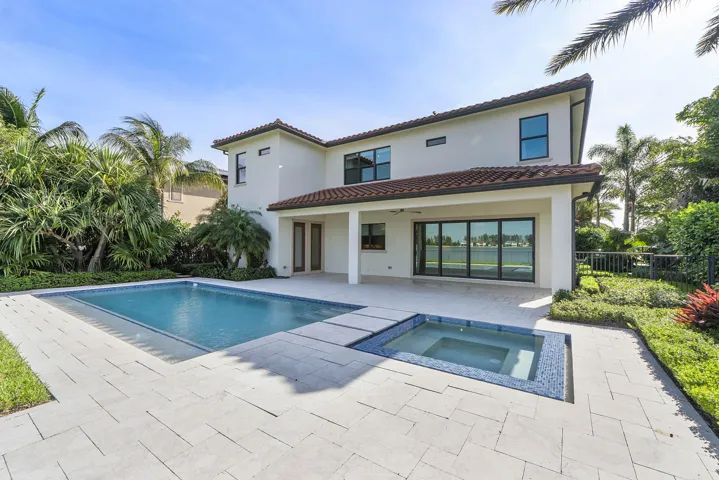 8685 Parkland Bay Dr_072