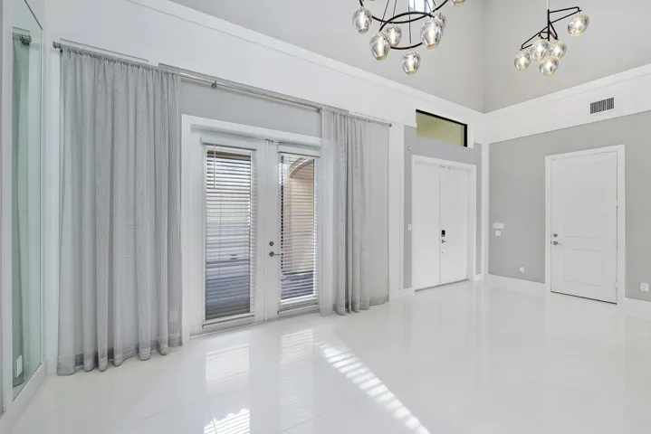 8685 Parkland Bay Dr_022