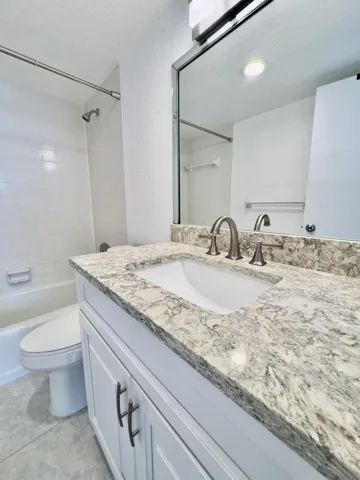 tub/shower combo