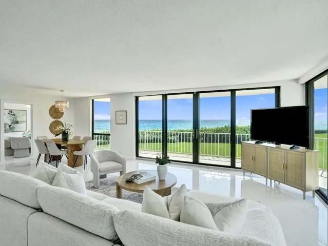 07_Living-Room