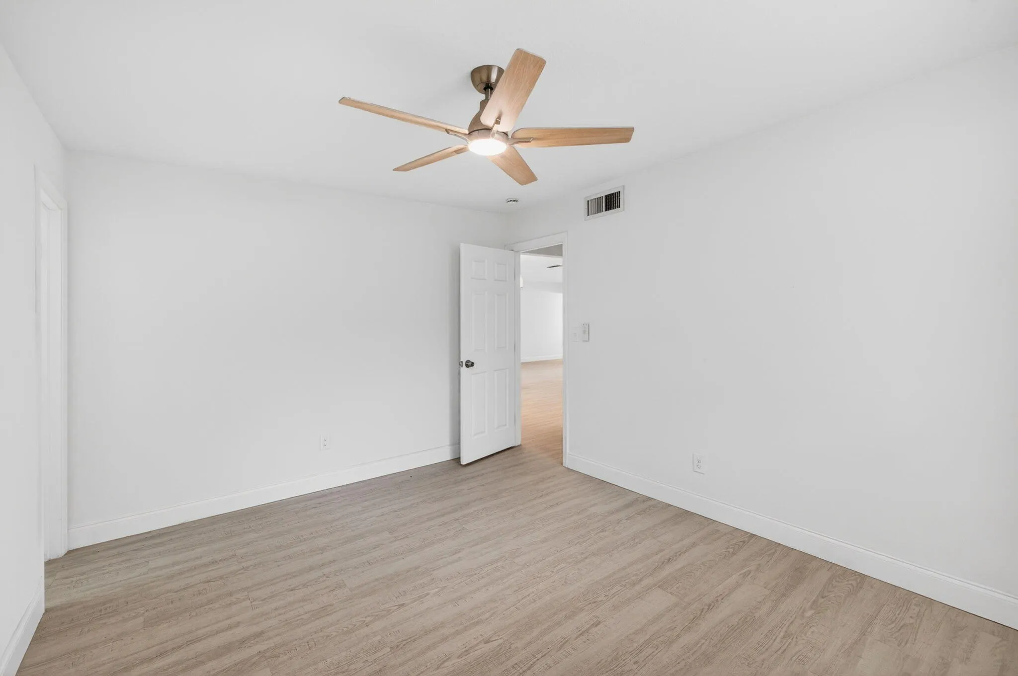 17-web-or-mls-699A7481