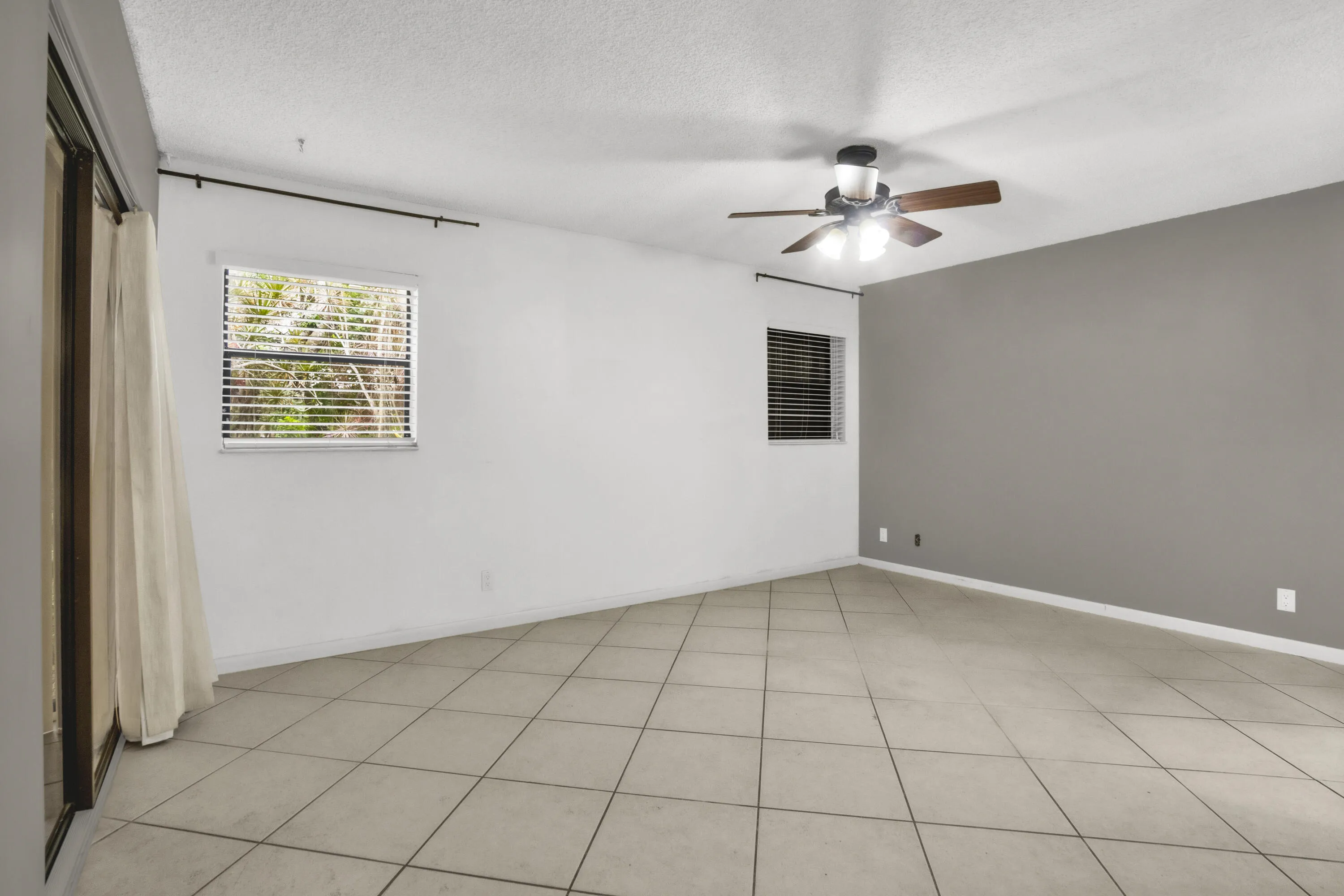 2112 NW 45th Ave-9
