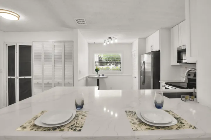 2112 NW 45th Ave-13