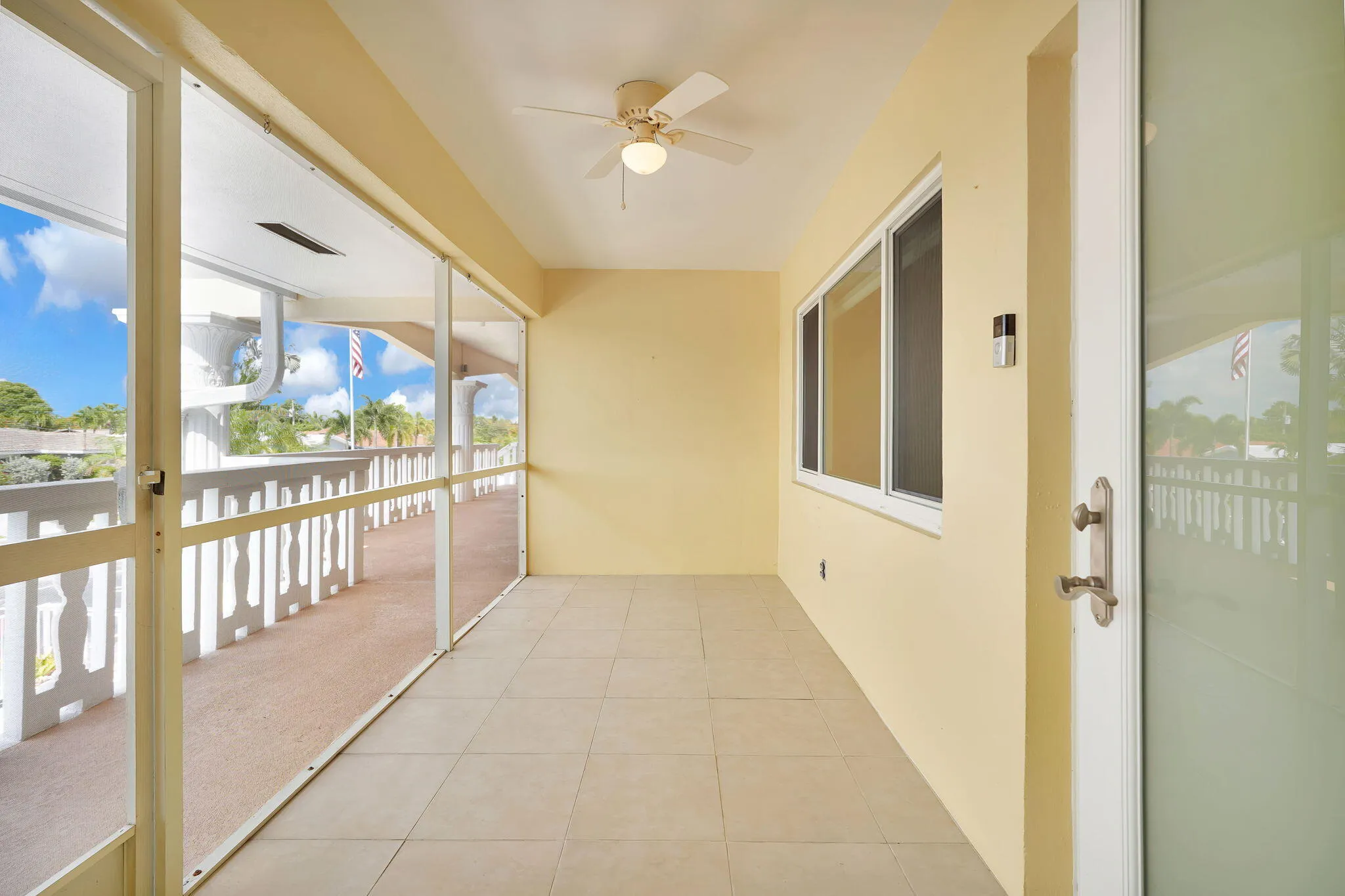 Private Screened Balcony