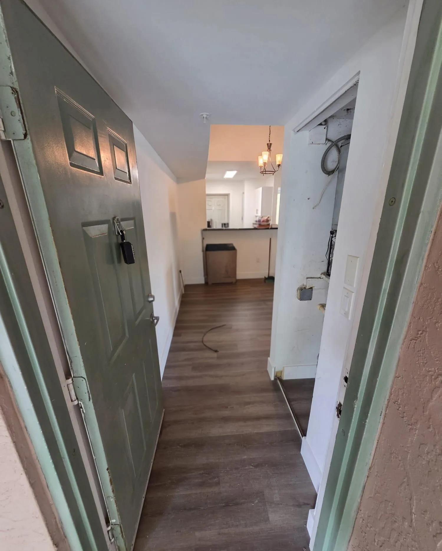 entrance towards kitchen