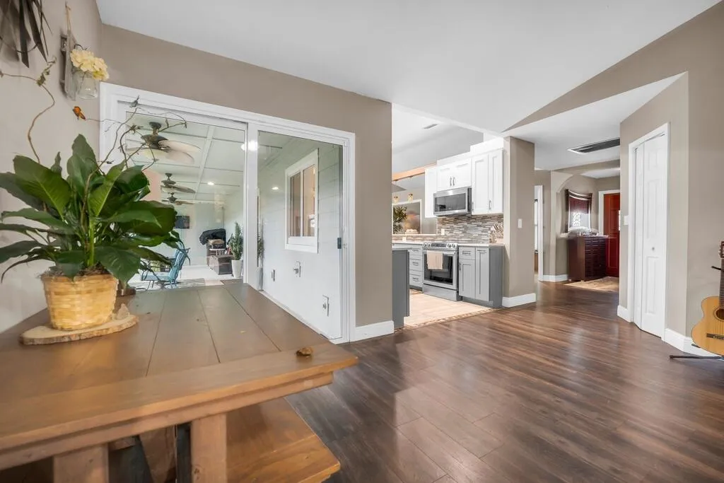 9_1024px