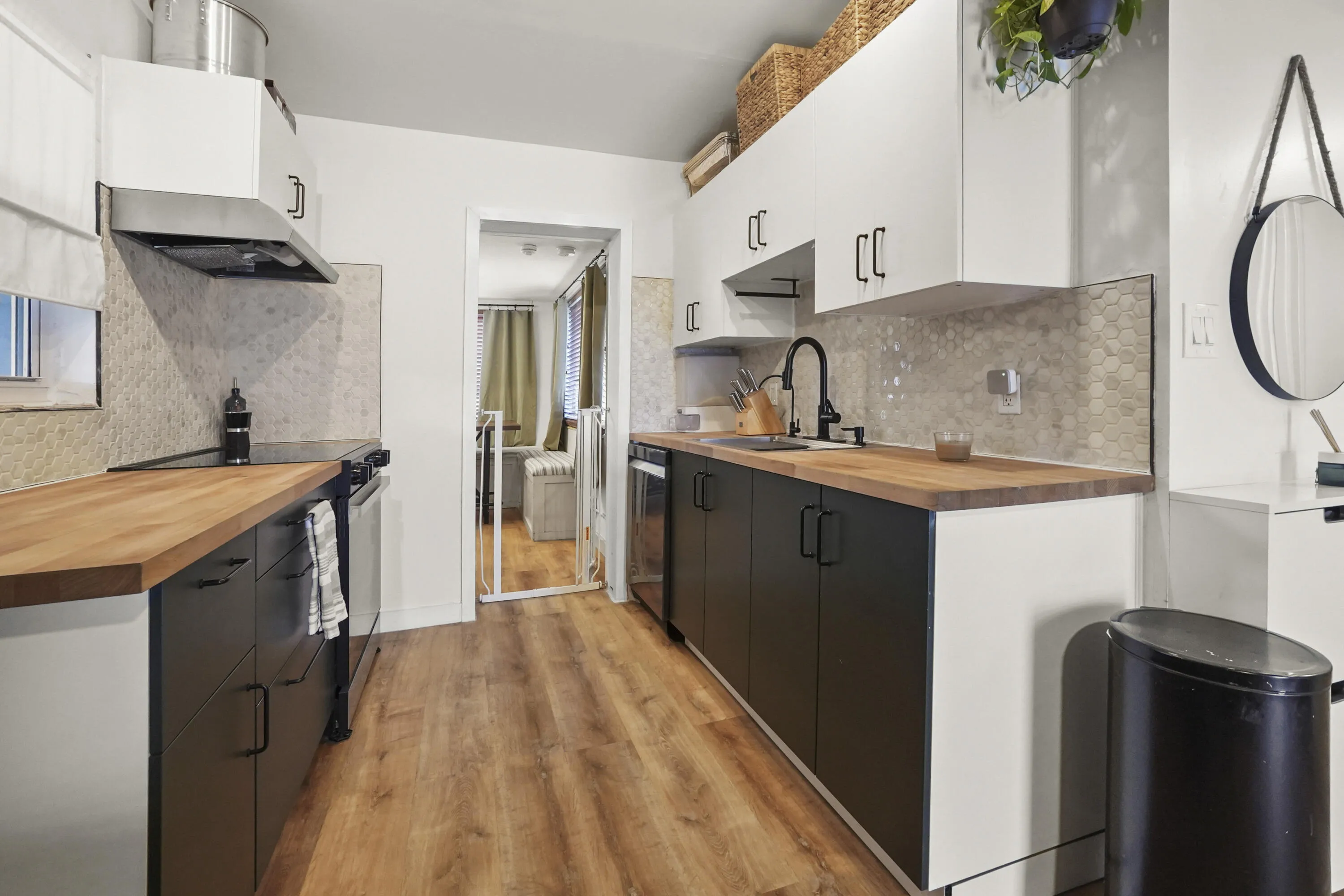 08 Kitchen 02