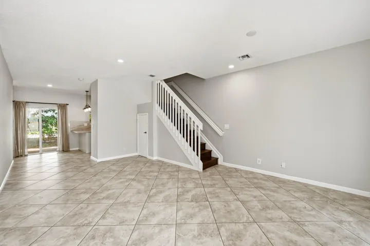 05_living room