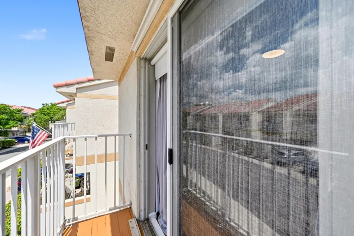 35_balcony