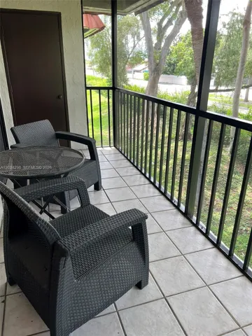 Screened Balcony