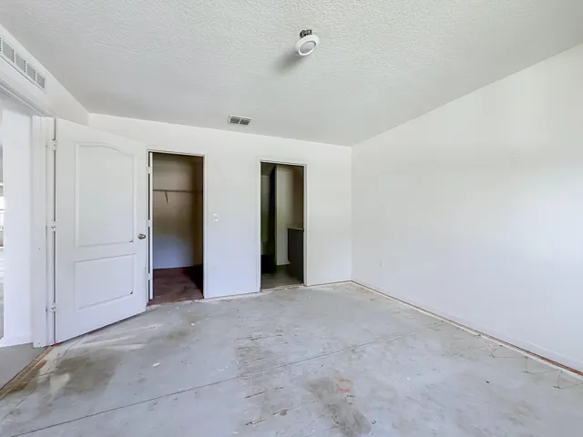 8650 Lake George Circle W-34