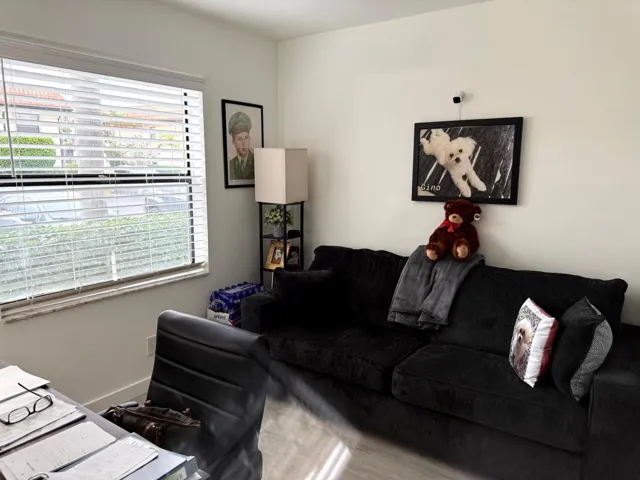 2nd bedroom