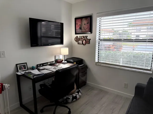 2nd bedroom