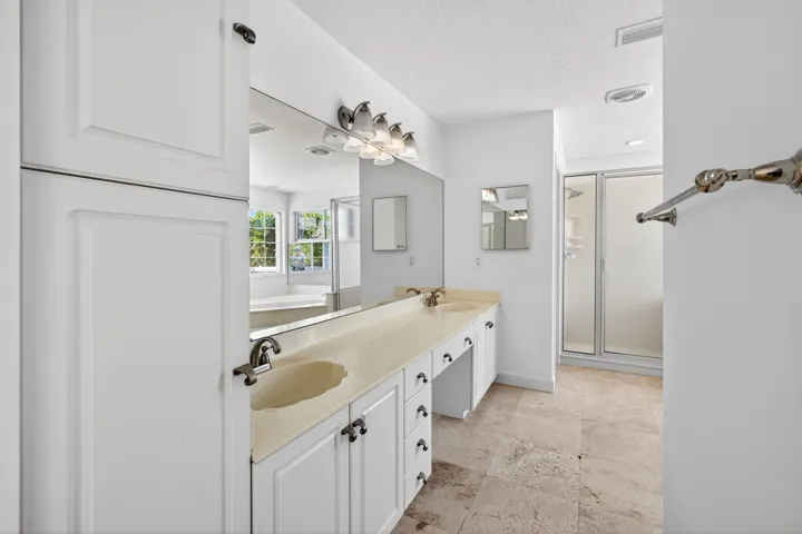 84-web-or-mls-5P1A7268 - Copy