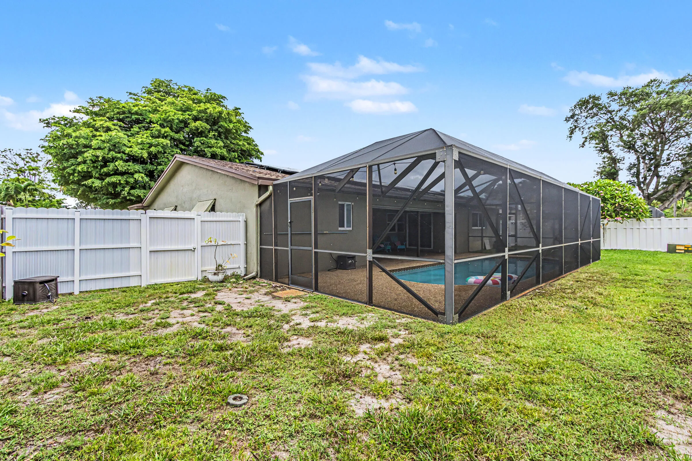 spacious yard