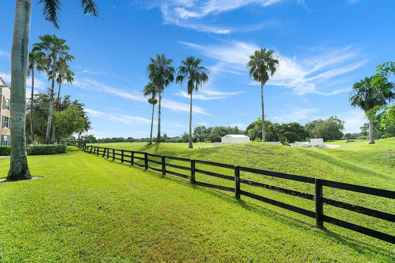 009-11740StAndrewsPlace-Wellington-FL-sm