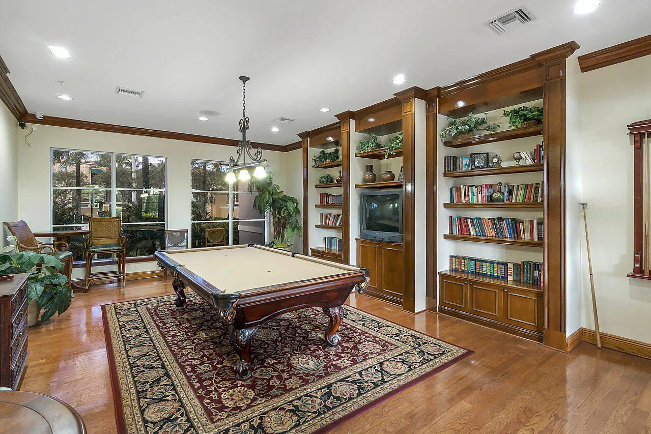 016-11740StAndrewsPlace-Wellington-FL-sm