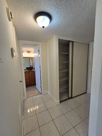 550 SE 2nd pic 1111