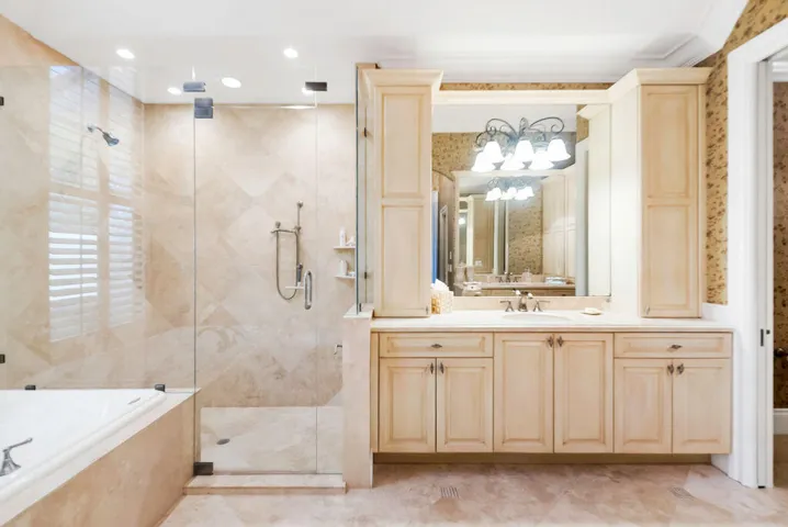 primary bath sandbourne