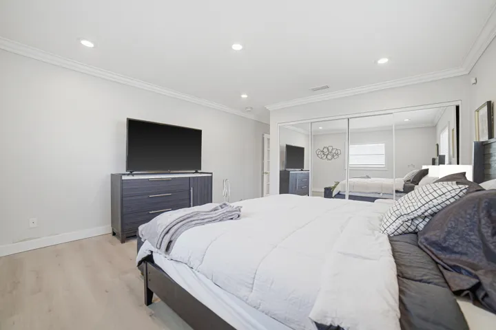 Bedroom1-B