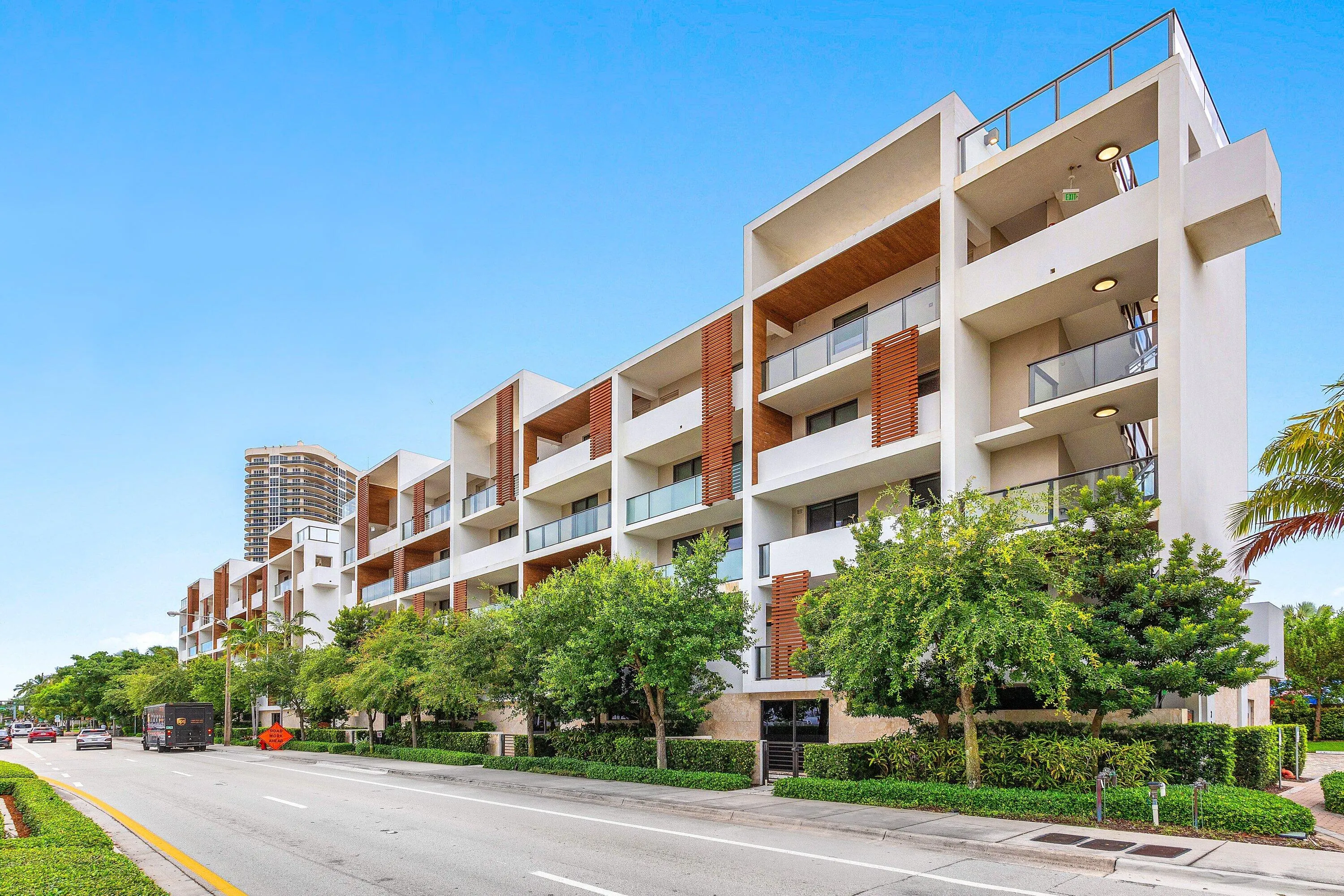 001-3030NorthOceanBoulevard-S101-FortLau