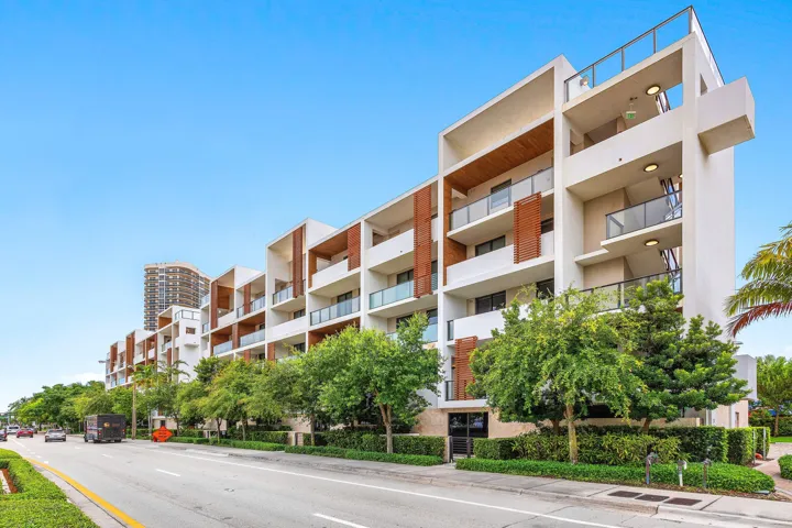 001-3030NorthOceanBoulevard-S101-FortLau