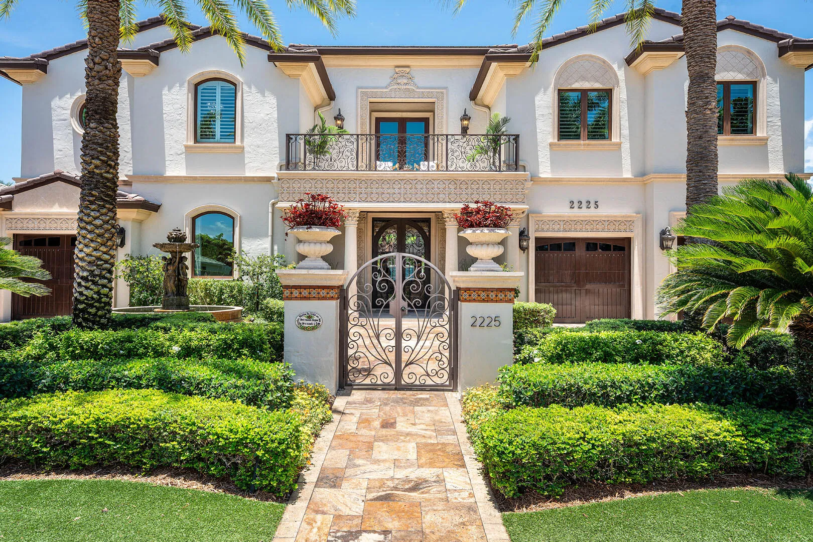 2225_West_Silver_Palm_Road_04