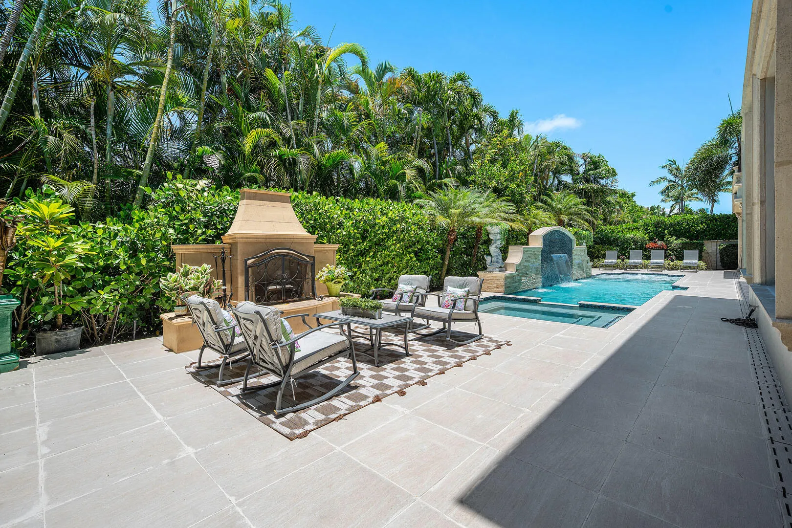 2225_West_Silver_Palm_Road_33