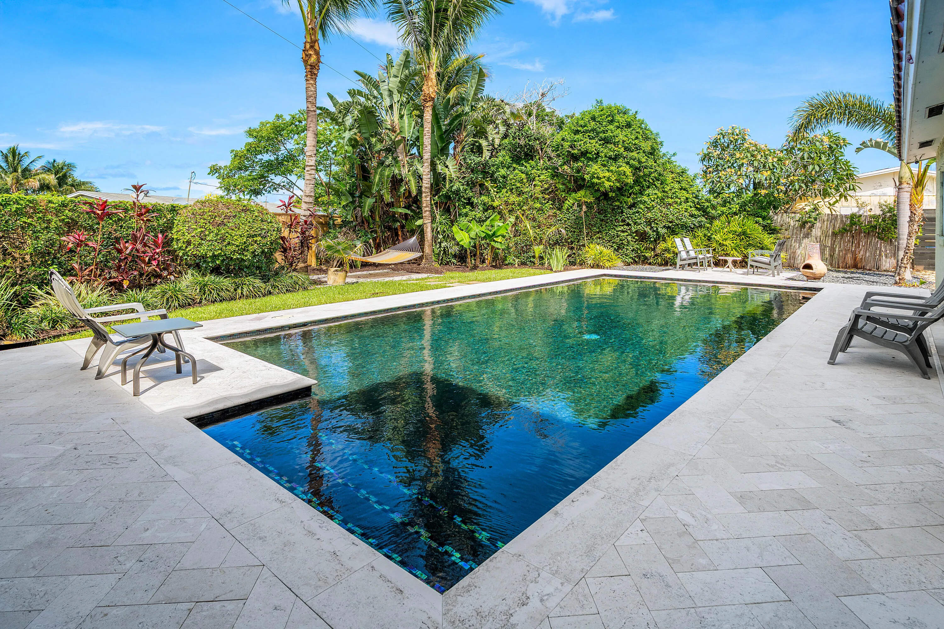 Pool/Backyard
