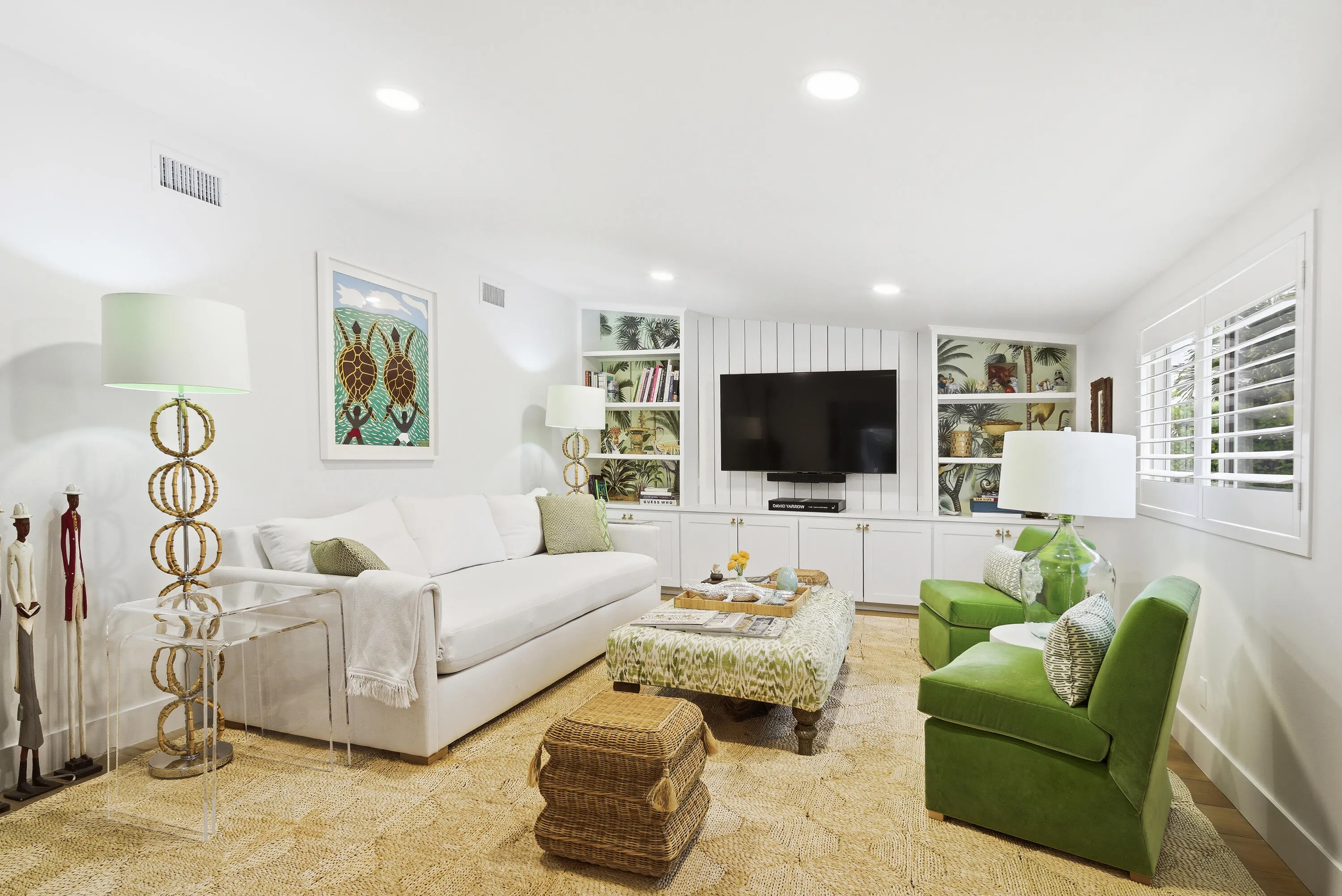 251-GREGORY-PLACE-33405-024
