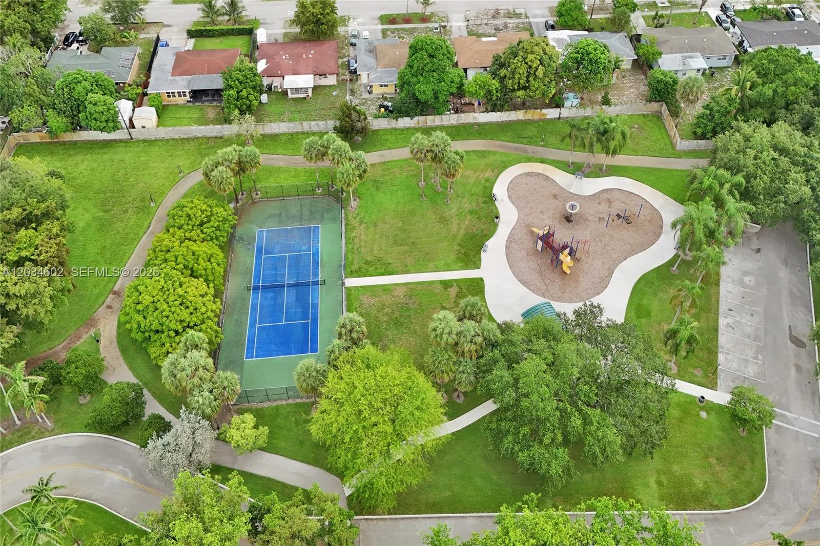Photo 33